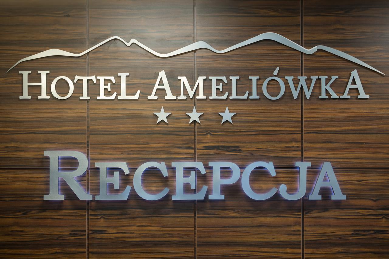 Hotel Ameliowka Маслув Экстерьер фото